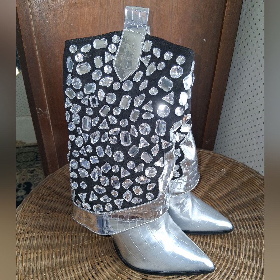Lauren Lorraine Silver Metallic & Black Crystal Western Boots